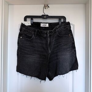 Dynamite Justina Frayed Hem Black Jean Shorts size 14